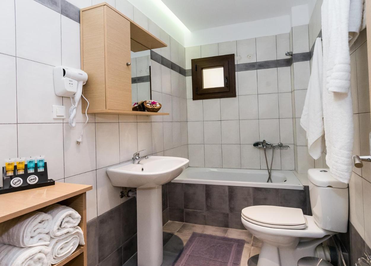 Alektor Luxury Apartments ザキントス エクステリア 写真