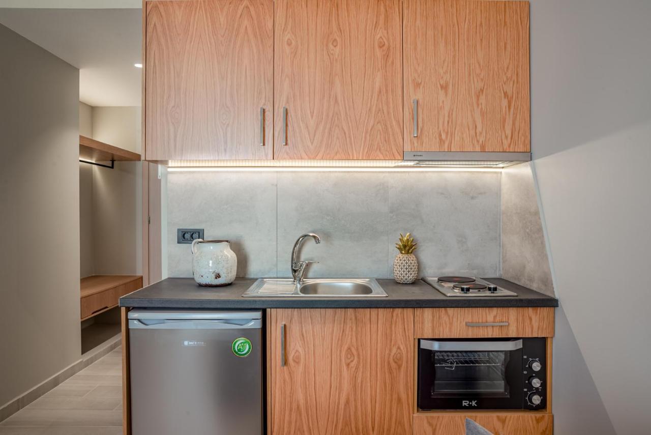 Alektor Luxury Apartments ザキントス エクステリア 写真