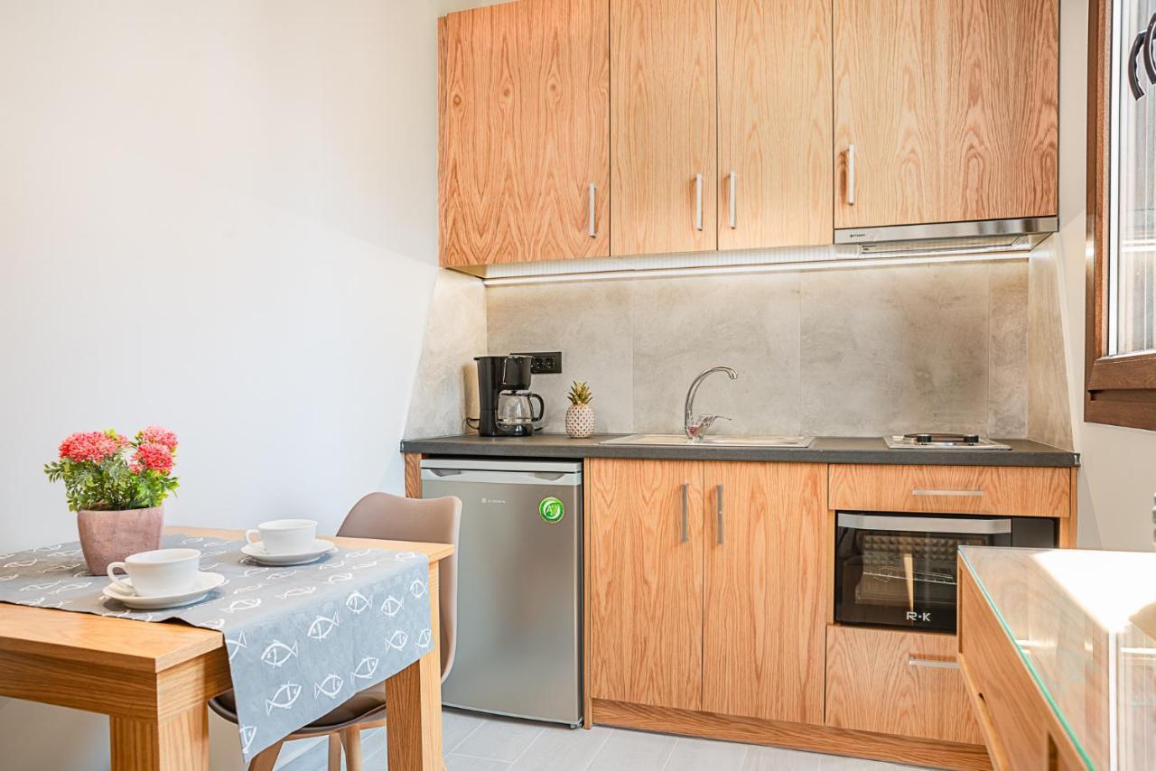 Alektor Luxury Apartments ザキントス エクステリア 写真